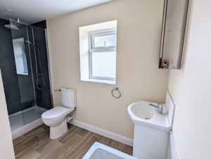 Photo 15- click for photo gallery